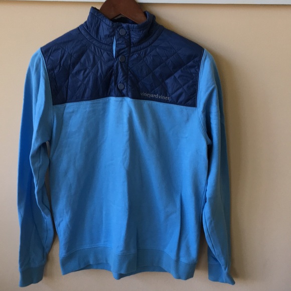 Like-new Vineyard Vines top